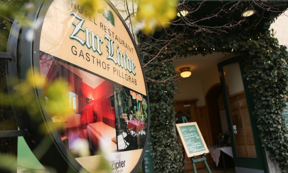Gasthof Pillgrab „Zur Linde“ (c) Doris Schwarz-König Gasthof Pillgrab „Zur Linde“ (c) Doris Schwarz-König
