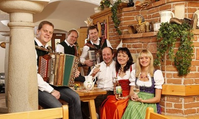 Mostheuriger Bruckhof Mostheuriger Bruckhof